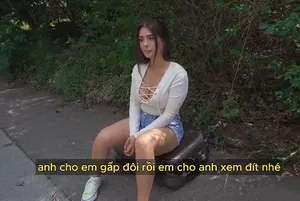 Cho cậu con trai thèm địt của bạn thân xuất tinh đầy vào lỗ lồn của mình