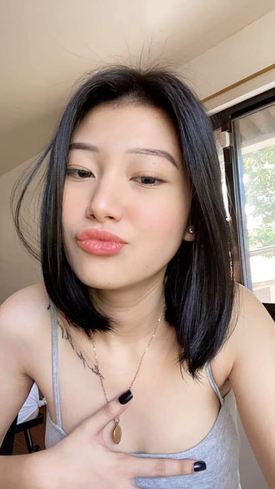 Ra mắt bộ phim thứ 2, shio satou đã cho bắn tinh ngập bím